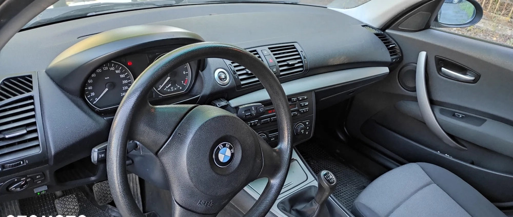 BMW Seria 1 cena 14900 przebieg: 198000, rok produkcji 2006 z Nowa Dęba małe 121